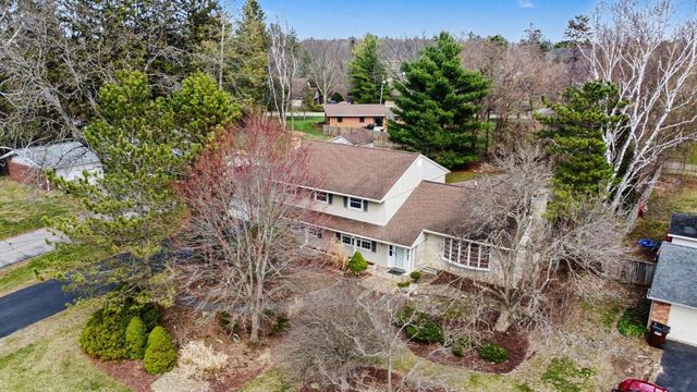 5029 Harriett Drive, Jackson, MI 49203