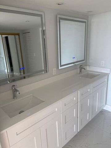 199 Ocean Lane Dr 1209, Key Biscayne, FL 33149