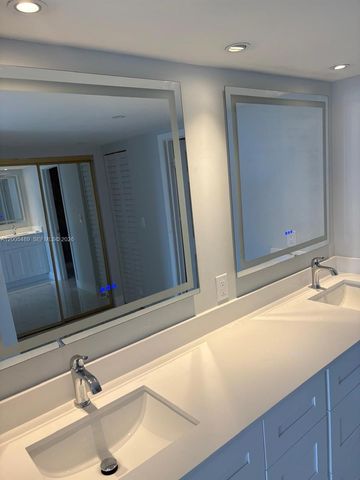 199 Ocean Lane Dr 1209, Key Biscayne, FL 33149