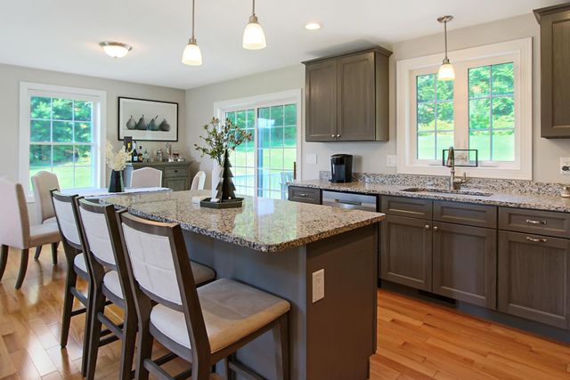 24 Riley Road, Mont Vernon, NH 03057