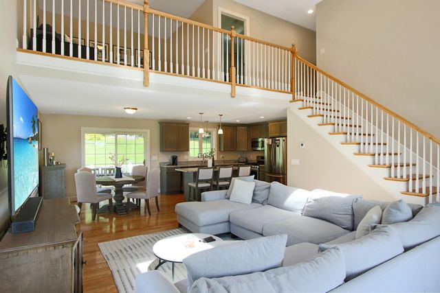24 Riley Road, Mont Vernon, NH 03057