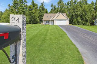 24 Riley Road, Mont Vernon, NH 03057