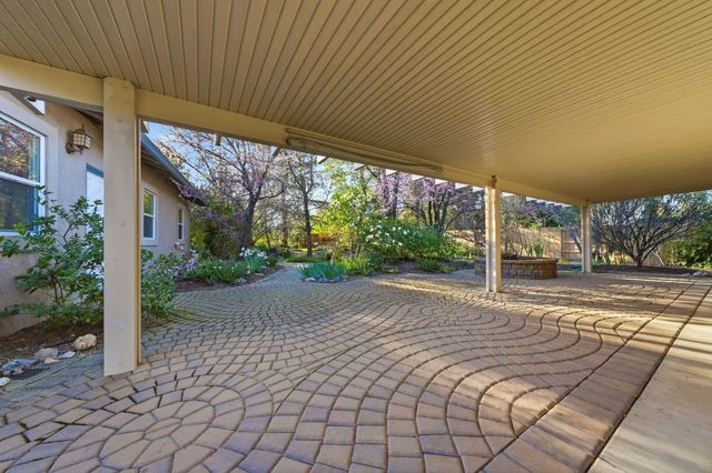 4540 Cerro Lane, Redding, CA 96001