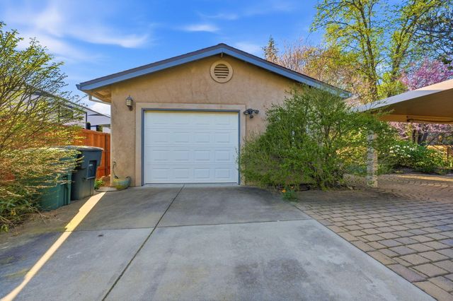 4540 Cerro Lane, Redding, CA 96001