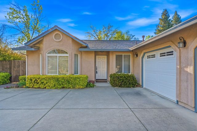 4540 Cerro Lane, Redding, CA 96001