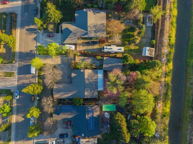 4540 Cerro Lane, Redding, CA 96001