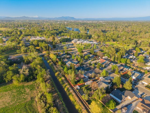 4540 Cerro Lane, Redding, CA 96001