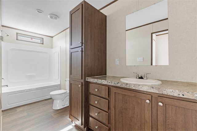 548 Ashlawn Drive, Conroe, TX 77303