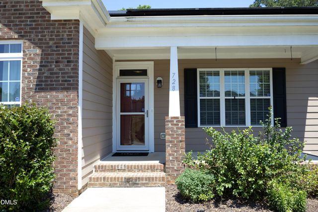 728 Aspenwood Drive, Graham, NC 27253