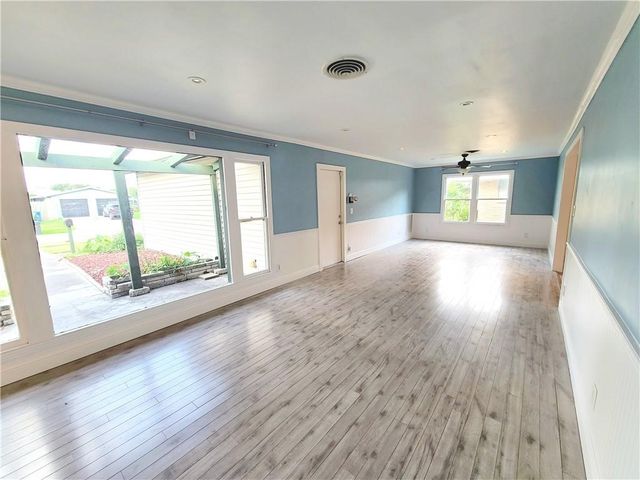 5710 Hinman Dr, Corpus Christi, TX 78412