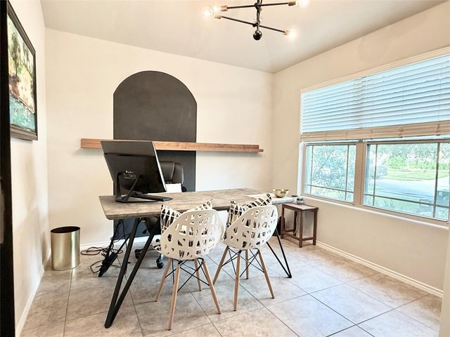 408 Wincliff DR, Buda, TX 78610