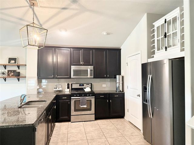 408 Wincliff DR, Buda, TX 78610