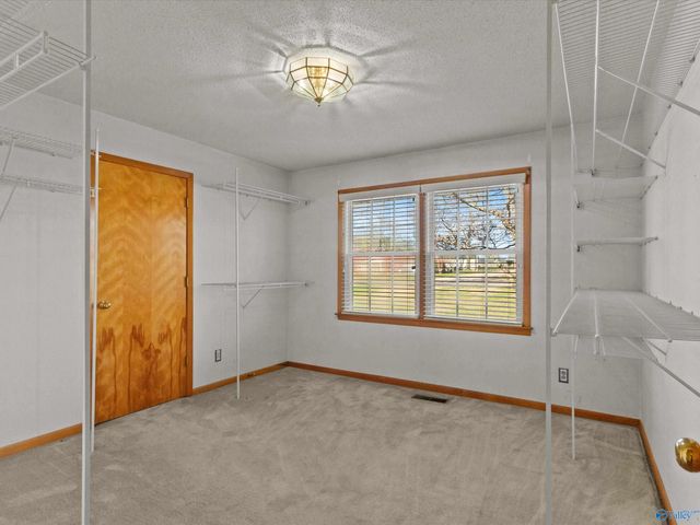 16088 Lucas Ferry Road, Athens, AL 35611