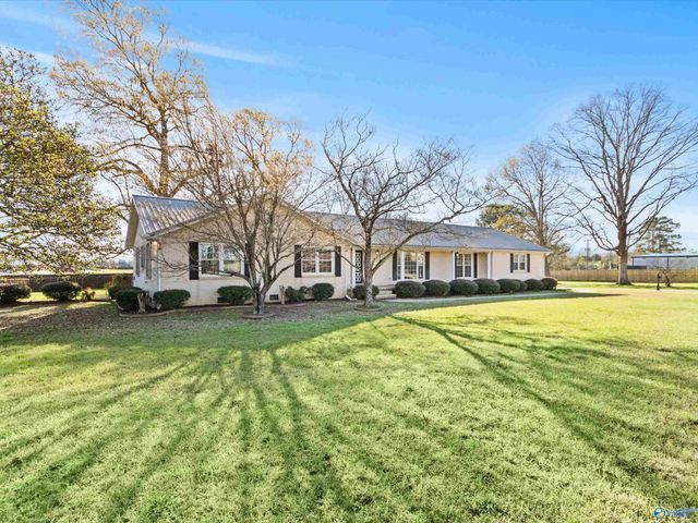 16088 Lucas Ferry Road, Athens, AL 35611