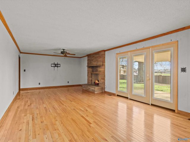 16088 Lucas Ferry Road, Athens, AL 35611