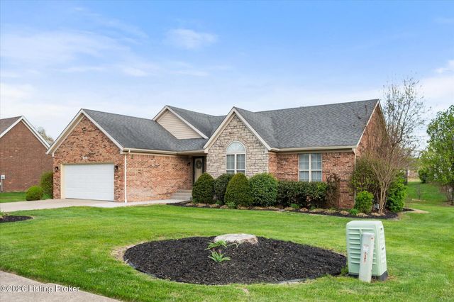 413 Sam Dr, Louisville, KY 40214