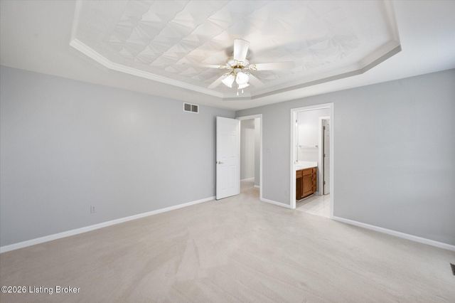 413 Sam Dr, Louisville, KY 40214