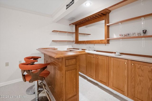 413 Sam Dr, Louisville, KY 40214