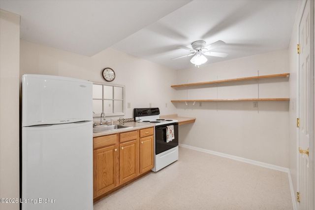 413 Sam Dr, Louisville, KY 40214