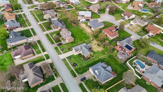 413 Sam Dr, Louisville, KY 40214