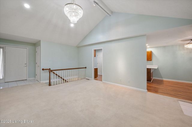 413 Sam Dr, Louisville, KY 40214