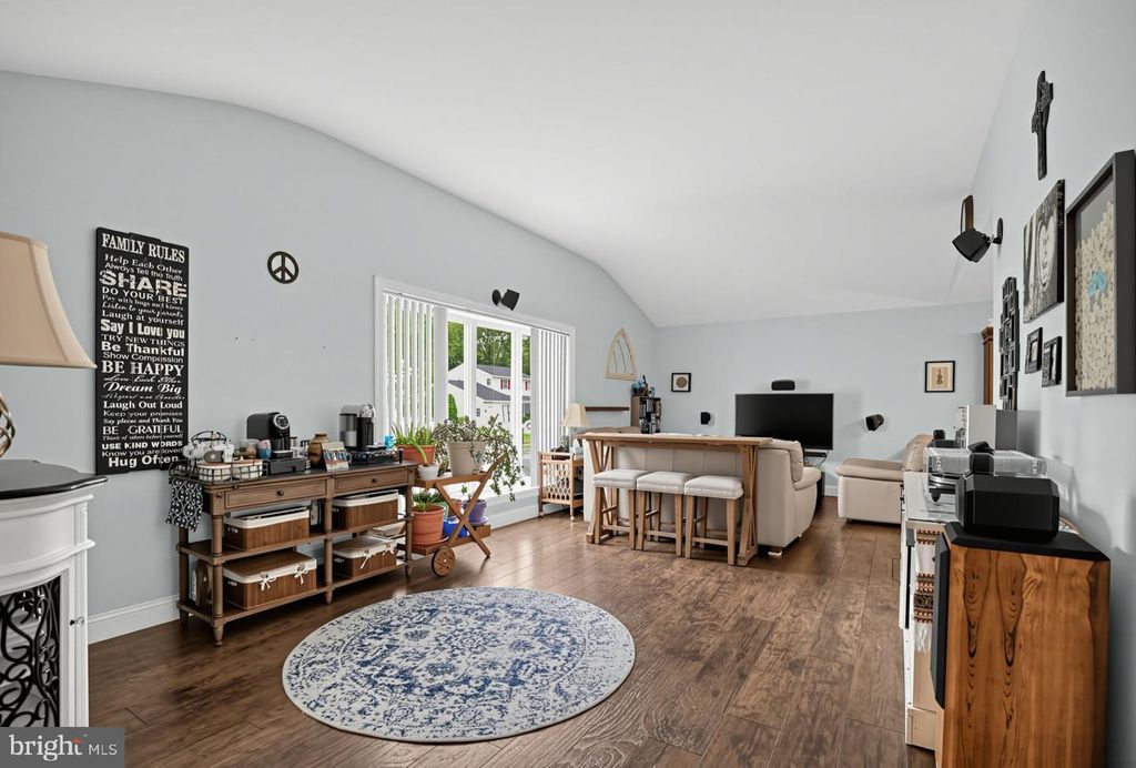 131 JACQUELINE AVE, DELRAN, NJ 08075 — photo 5
