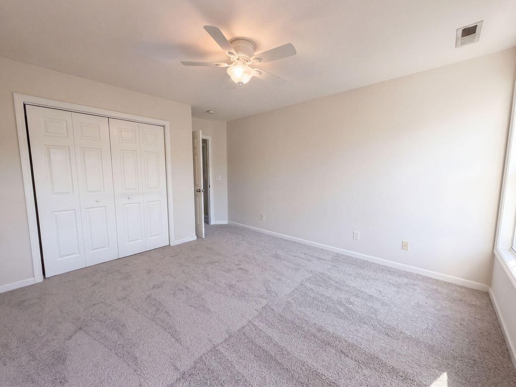 Image 13 of property listing at 4809 Harvest Moon Court, Summerville, SC 29485