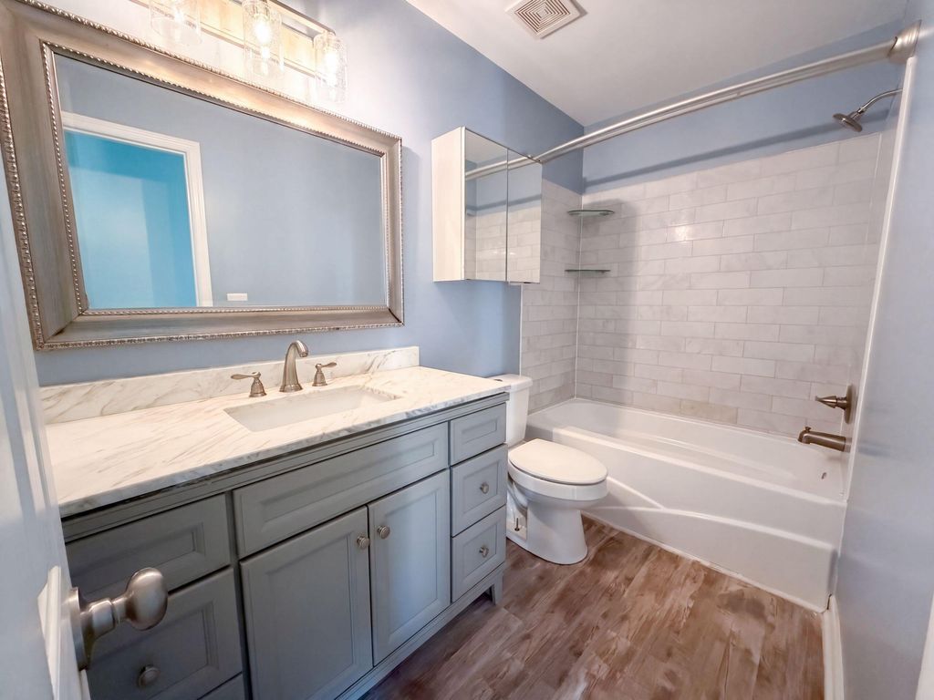 Image 14 of property listing at 4809 Harvest Moon Court, Summerville, SC 29485