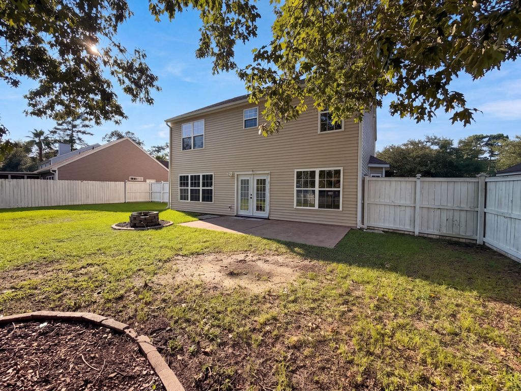Image 20 of property listing at 4809 Harvest Moon Court, Summerville, SC 29485