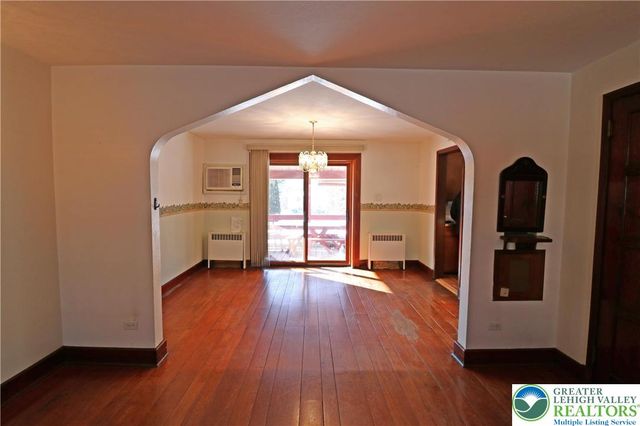 251 10th Avenue, Bethlehem City, PA 18018