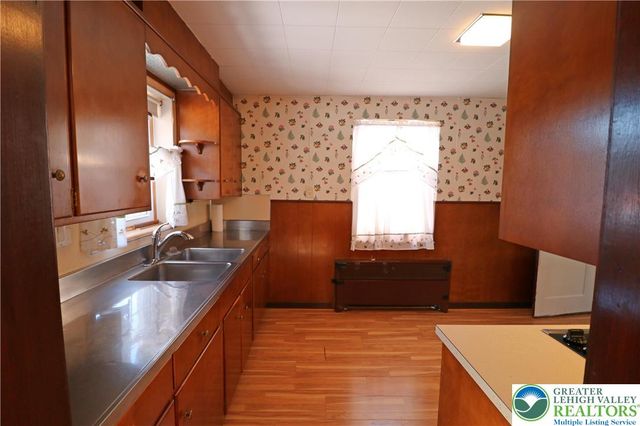 251 10th Avenue, Bethlehem City, PA 18018