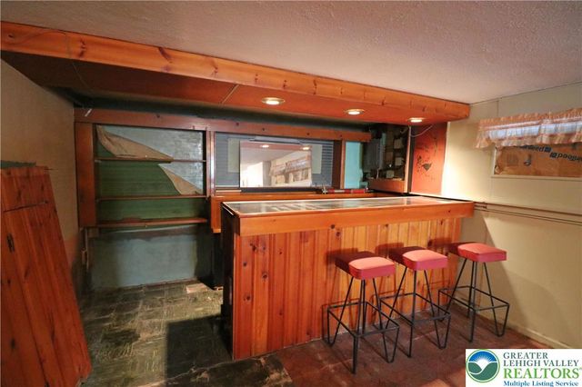 251 10th Avenue, Bethlehem City, PA 18018