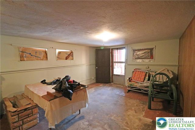 251 10th Avenue, Bethlehem City, PA 18018