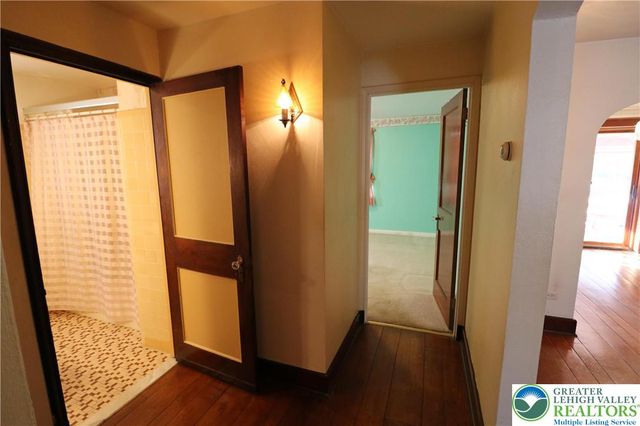 251 10th Avenue, Bethlehem City, PA 18018