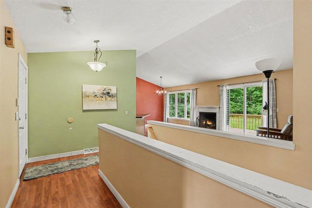 935 N Wattles Road, Battle Creek, MI 49014