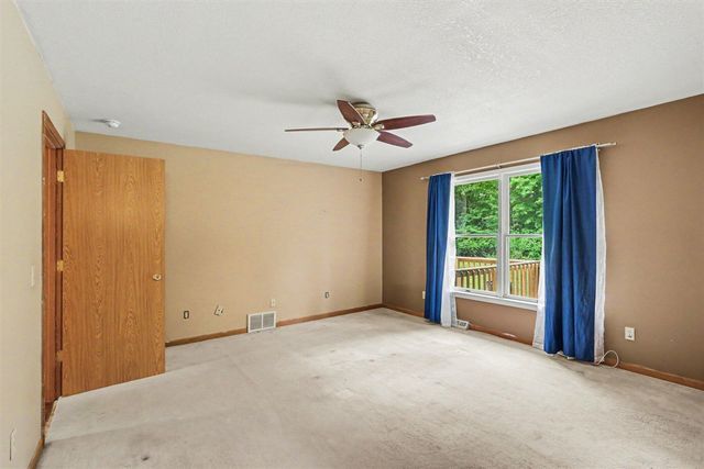 935 N Wattles Road, Battle Creek, MI 49014