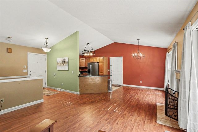 935 N Wattles Road, Battle Creek, MI 49014
