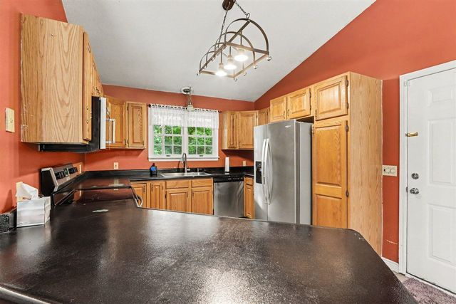 935 N Wattles Road, Battle Creek, MI 49014
