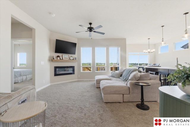 17804 Virginia Street, Omaha, NE 68136