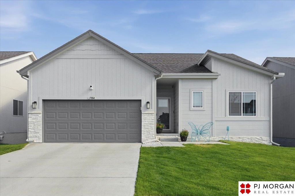 17804 Virginia Street, Omaha, NE 68136