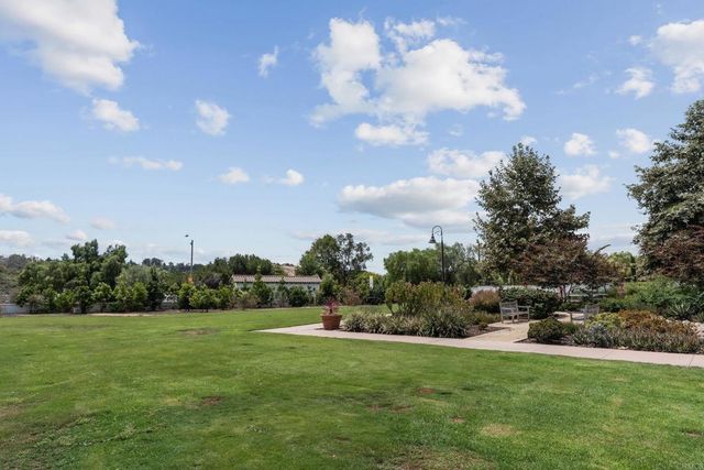 4136 Sitio Flor, Oceanside, CA 92057