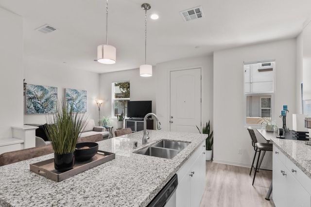 4136 Sitio Flor, Oceanside, CA 92057