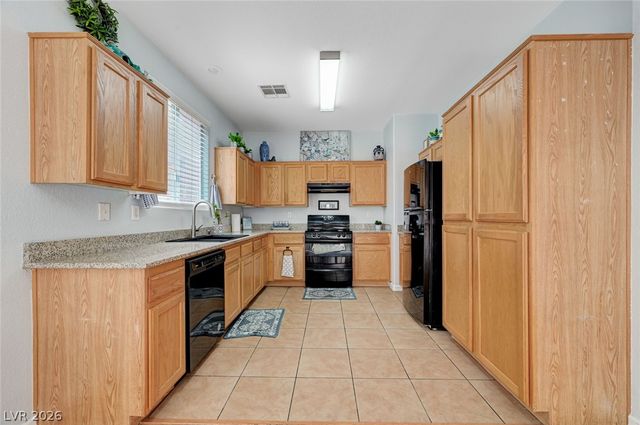 7747 Hampton Cove Lane, Las Vegas, NV 89113