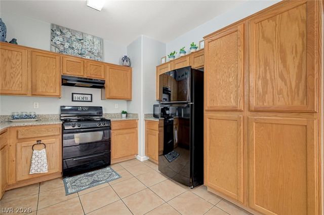7747 Hampton Cove Lane, Las Vegas, NV 89113