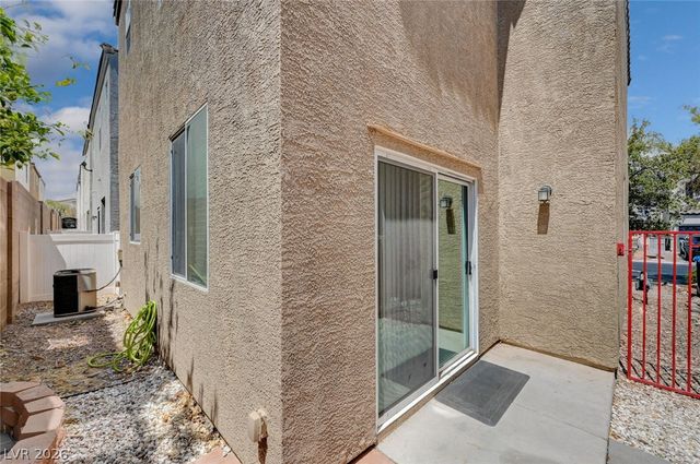 7747 Hampton Cove Lane, Las Vegas, NV 89113
