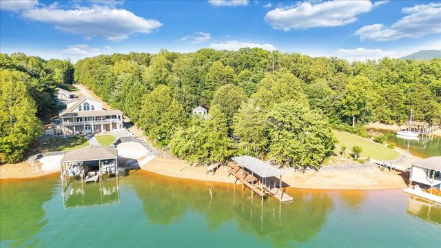 200 Anthony Home RD, Huddleston, VA 24104