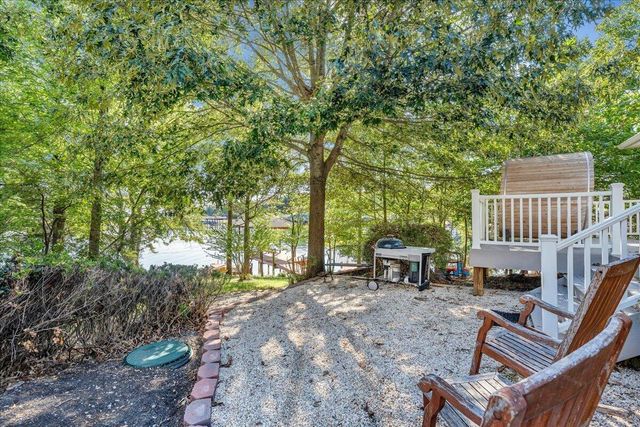 200 Anthony Home RD, Huddleston, VA 24104