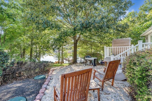 200 Anthony Home RD, Huddleston, VA 24104