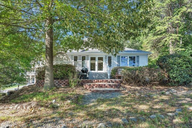 200 Anthony Home RD, Huddleston, VA 24104