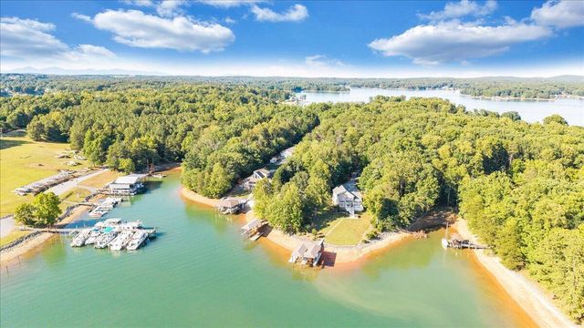 200 Anthony Home RD, Huddleston, VA 24104
